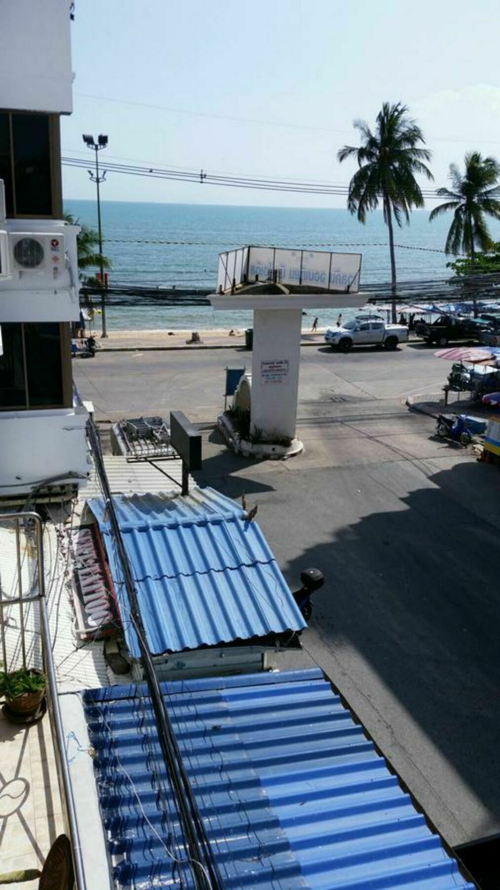 Avenue Beach Hotel Bãi biển Jomtien Ngoại thất bức ảnh